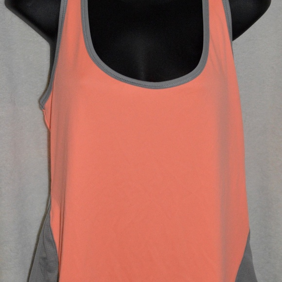 Old Navy Tops - Semi-Fitted Old Navy Active Racerback Tank